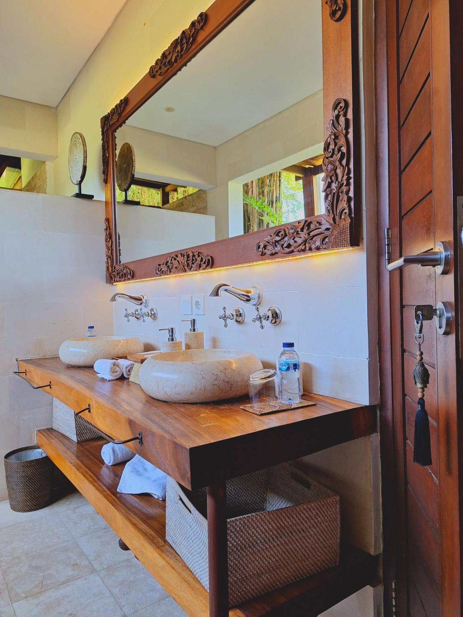 Villa Naty Canggu  Luaran gambar